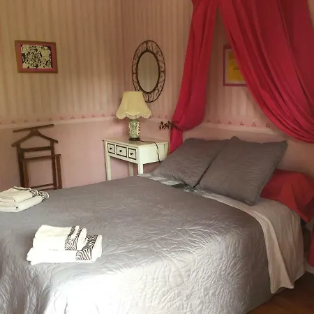 Chez Lucienne 홈스테이 *